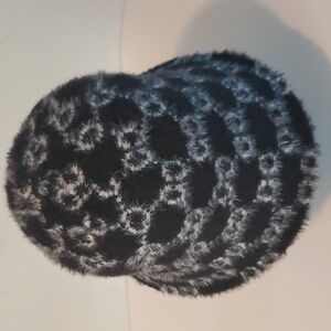 Black and white bucket hat